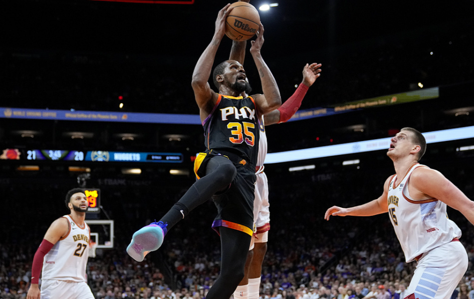 包含那不勒斯取得关键胜利，晋级形势一片光明的词条