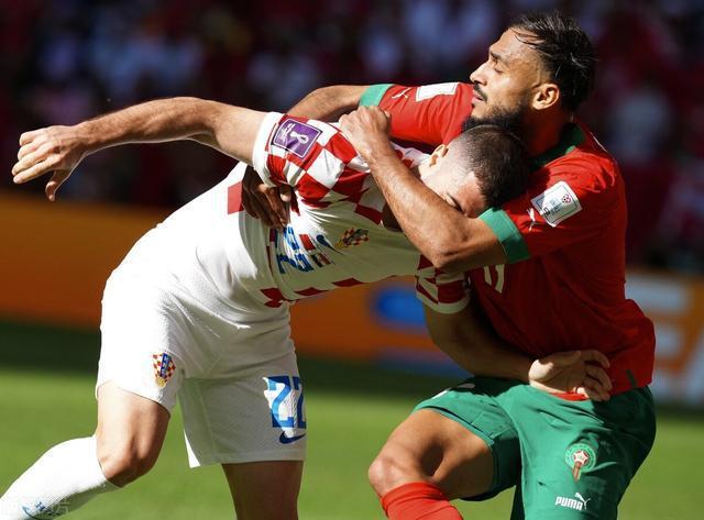 包含荷兰与克罗地亚激烈对抗收平的词条 包含荷兰与克罗地亚激烈对抗收平的词条