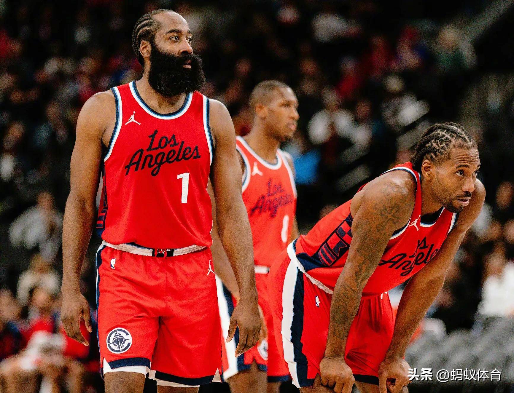 篮网队取得连胜,霍勒迪成为最佳球员 篮网队取得连胜,霍勒迪成为最佳球员