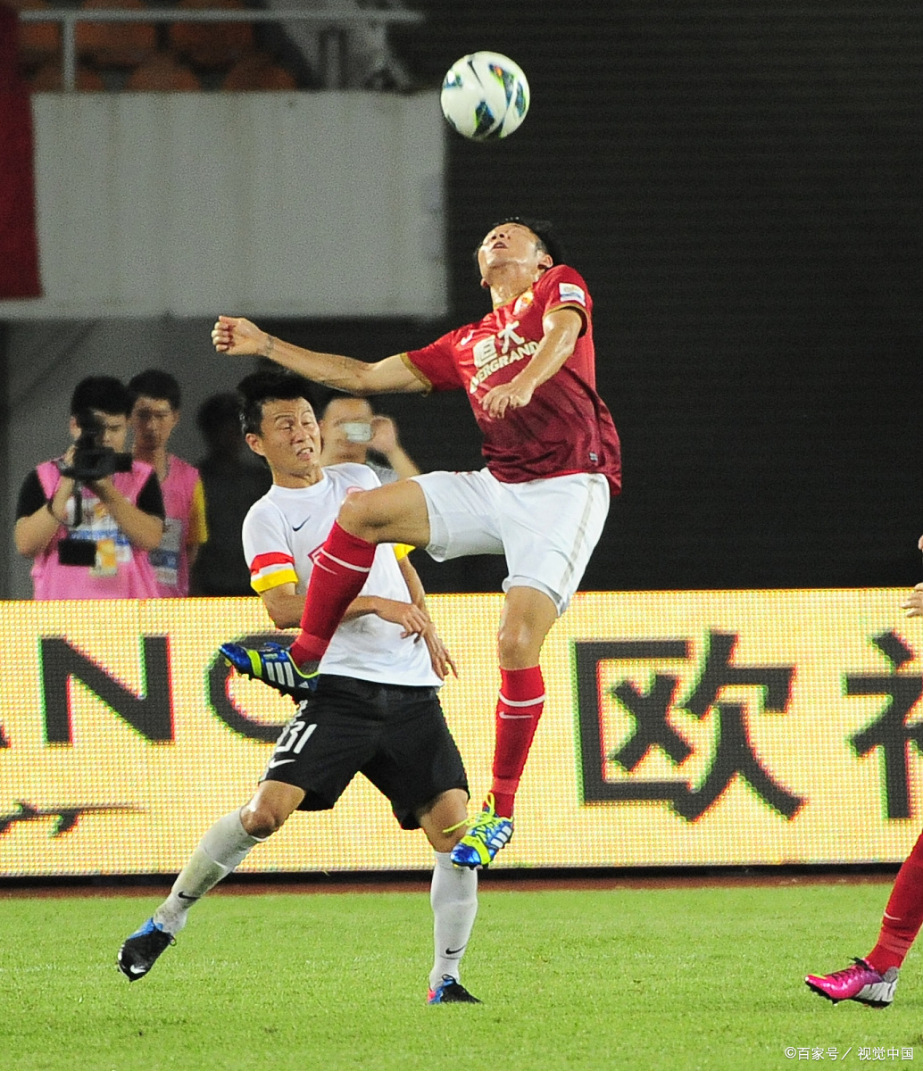 人重要球员状态出色，助球队轻松获胜的简单介绍