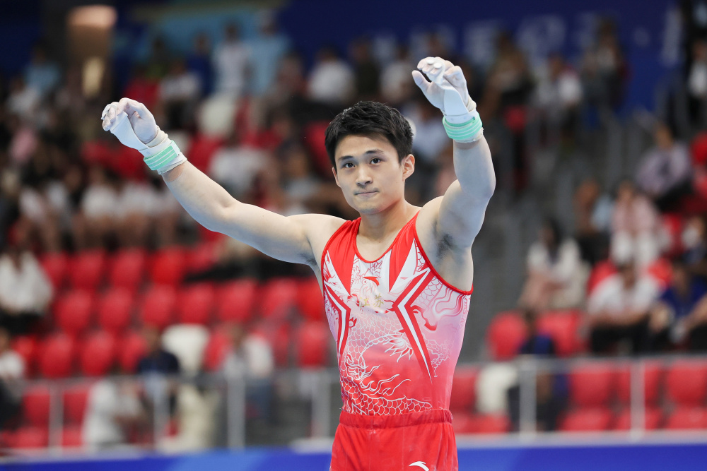 江苏男篮在比赛中展现出顽强意志,夺取胜利 江苏男篮在比赛中展现出顽强意志,夺取胜利