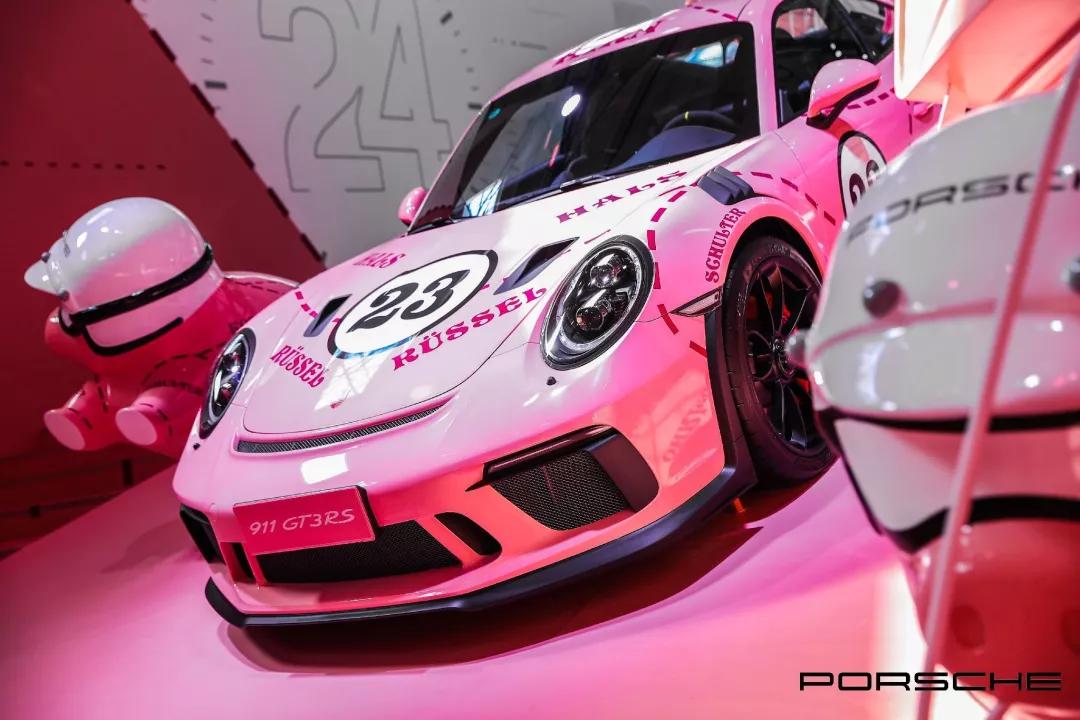 包含冠军之争再次打响，传奇之路即将开启的词条