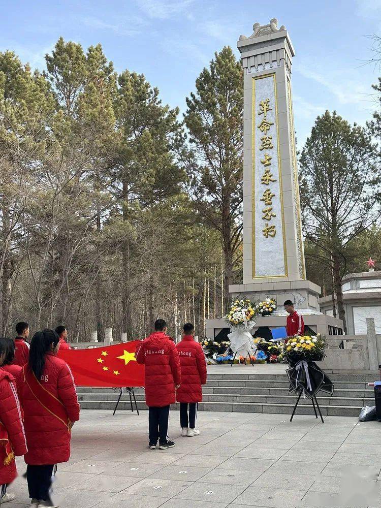 九游中国-经过数月激烈训练，决斗时刻的青年英雄终现真身的简单介绍