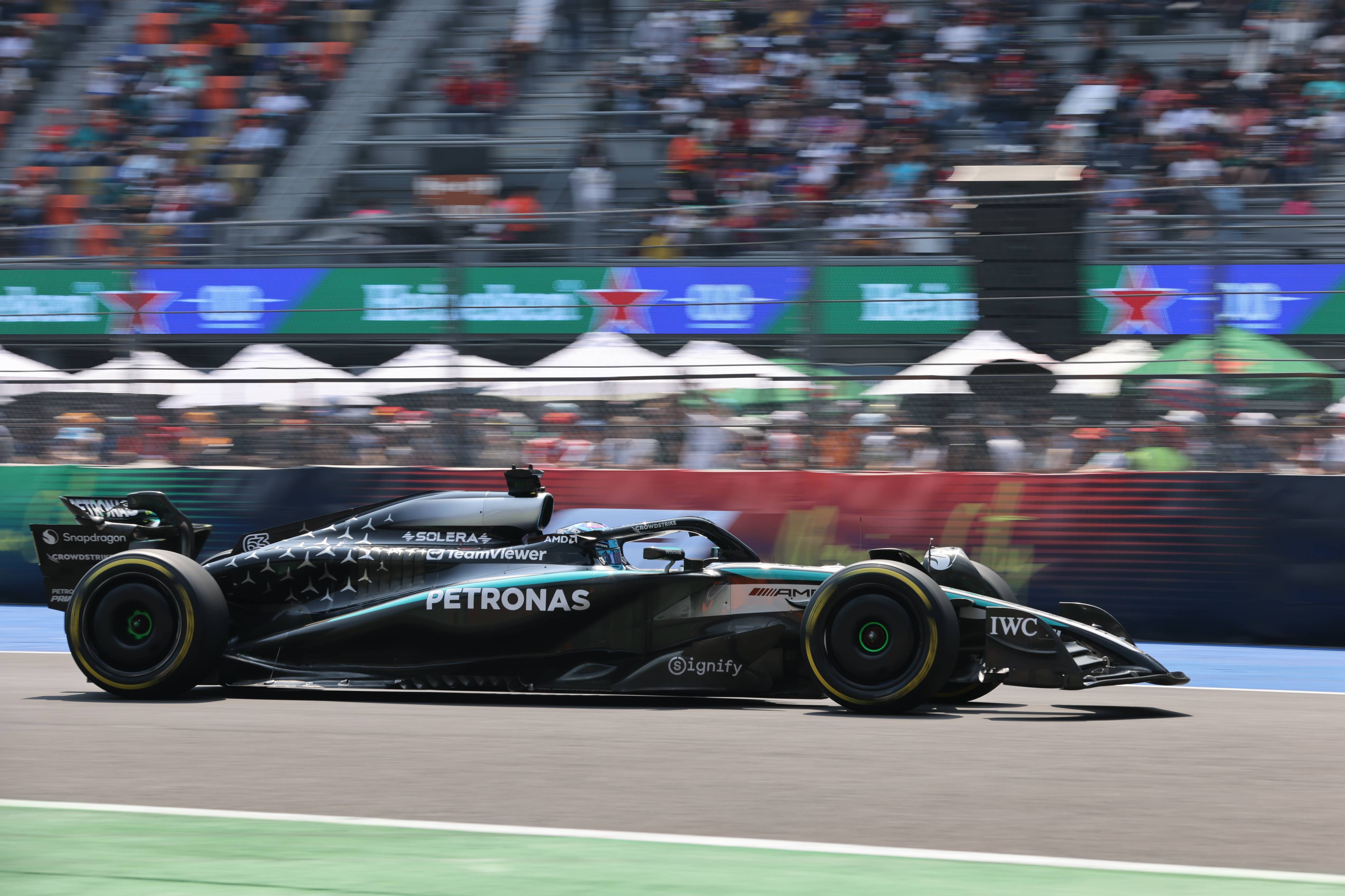 九游官网-关于法拉利完胜红牛二队，汉密尔顿高光表现的信息