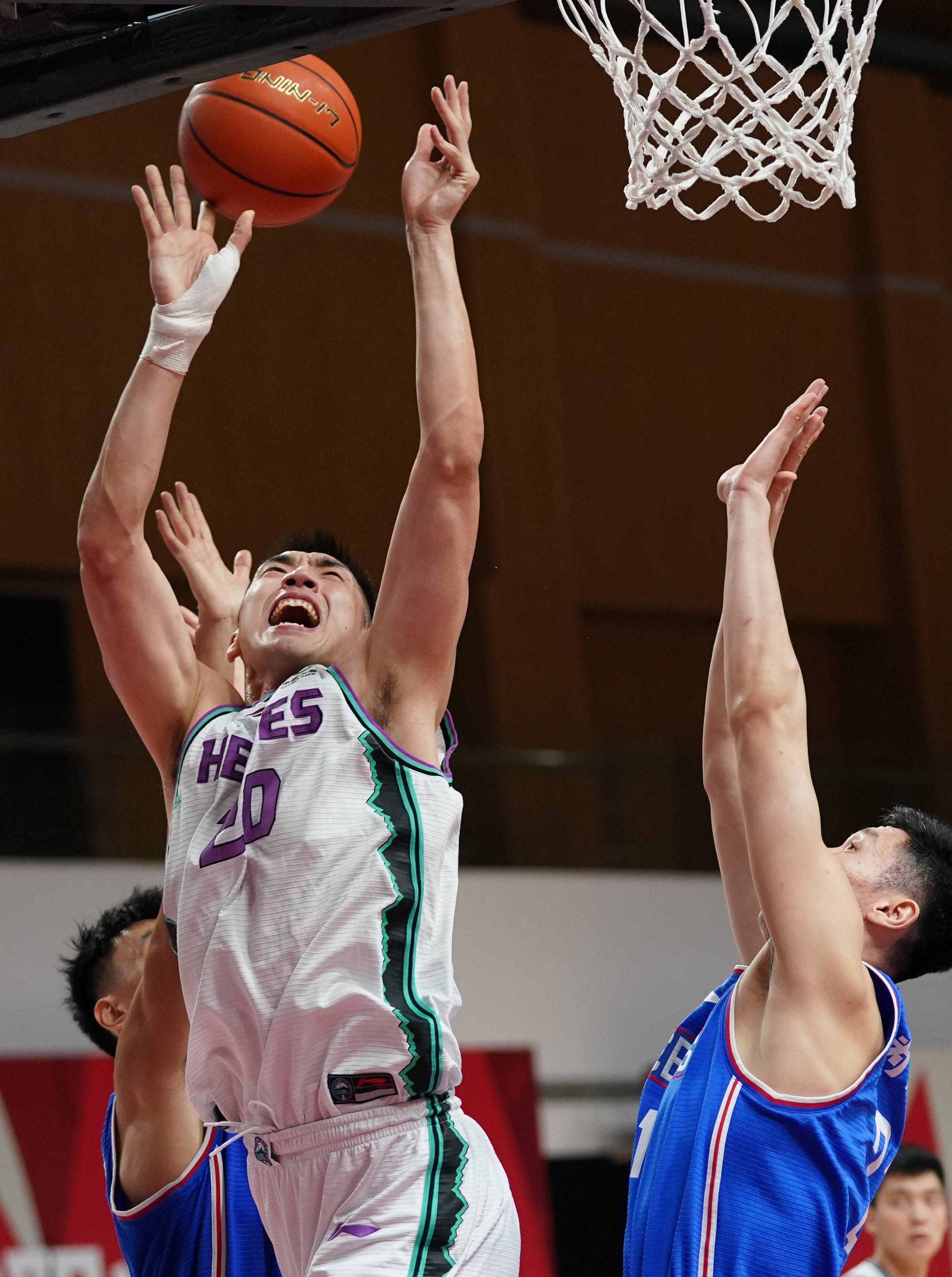 九游体育平台-天津队碾压爵士，陶汉林刷新纪录