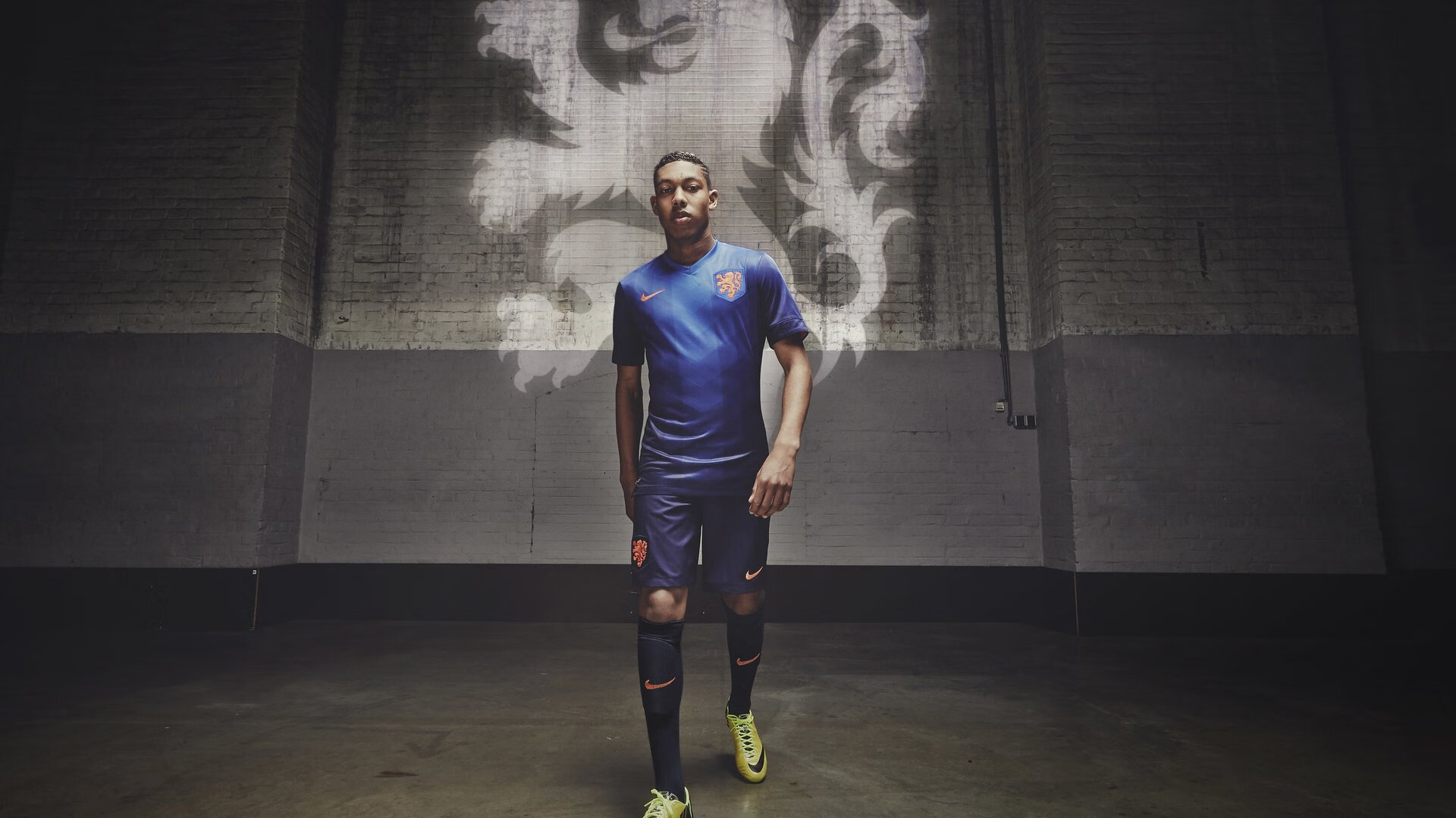 帕尔默一剑封喉，苏格兰狂胜洪都拉斯背后的战术革命与关键先生诞生记