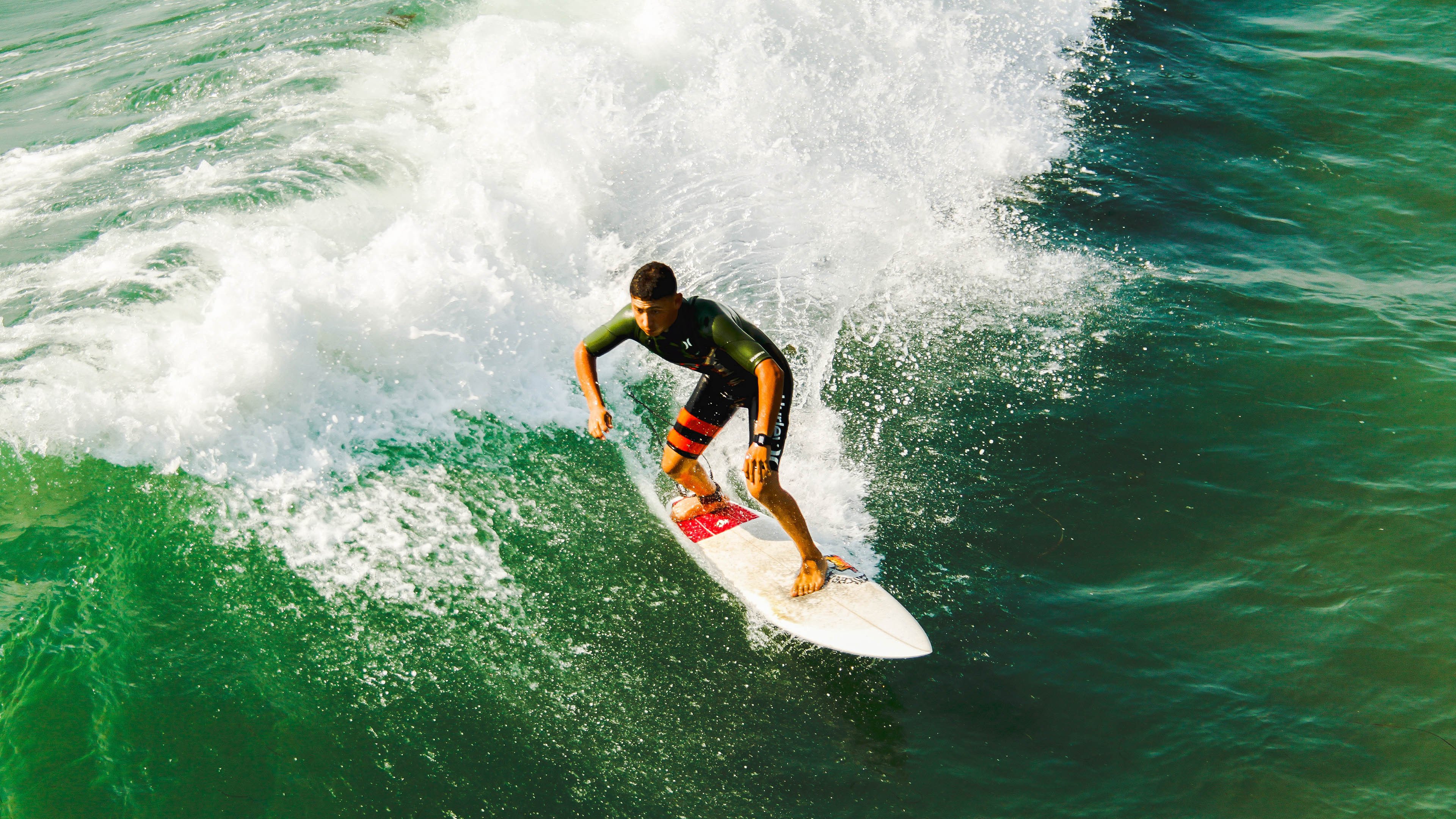 九游官网-鹈鹕对阵篮网，杰伦·格林稳定输出不掉线，新生代得分手的蜕变之战