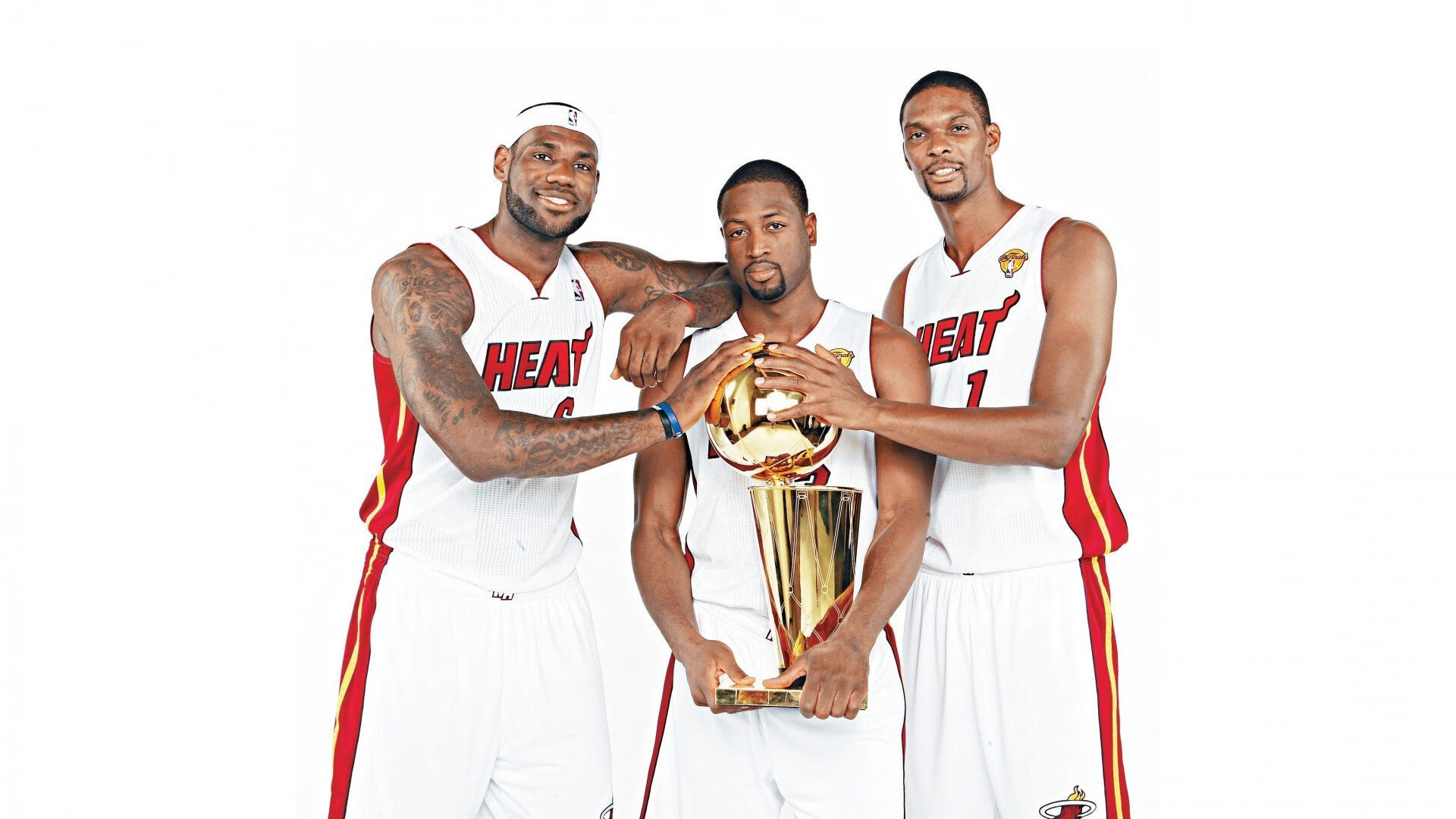 伊萨克一剑封喉!伊朗男篮历史性险胜巴西,大场面先生诞生